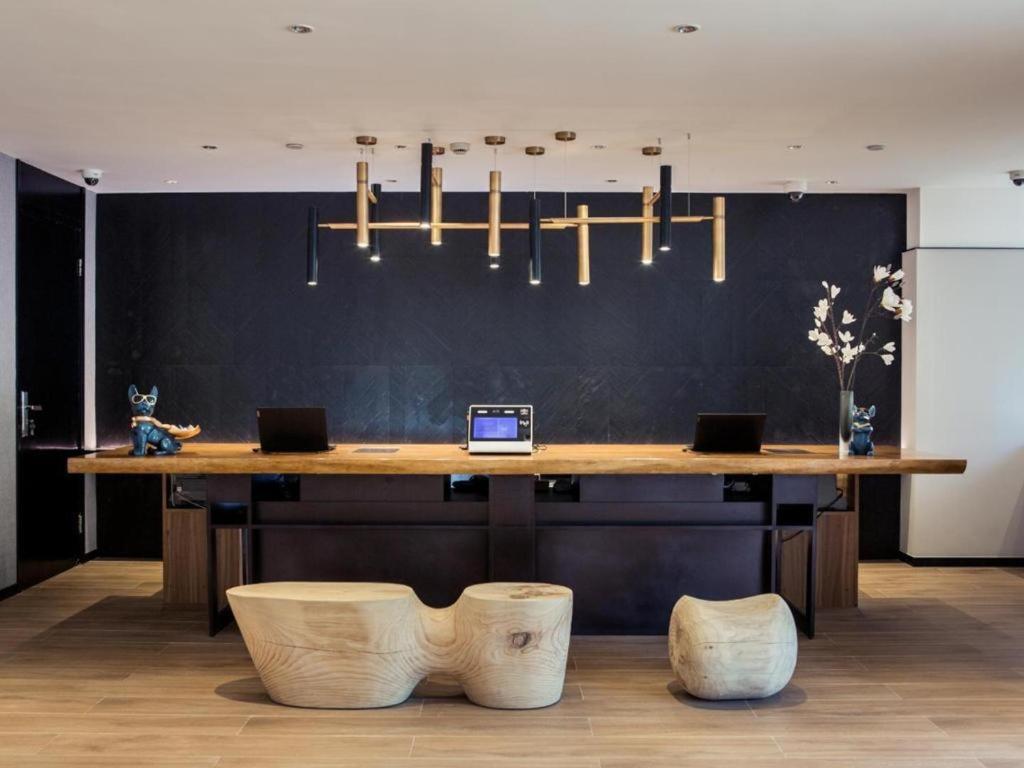 Magnotel Business New International Exhibition Center Hotel Shanghai