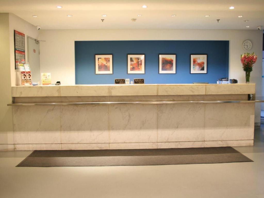 Magnotel Business New International Exhibition Center Hotel 3*