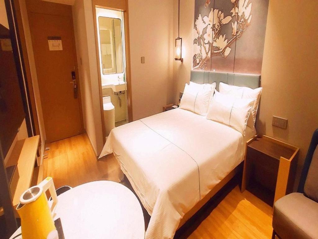 Hotel Magnotel Business New International Exhibition Center 3*