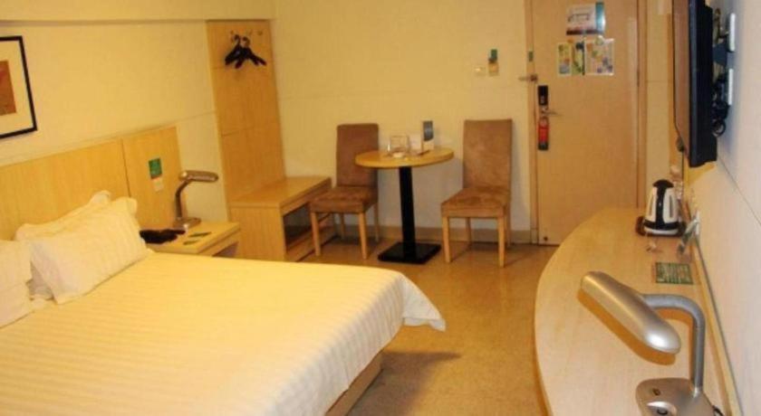 Hotel Magnotel Business New International Exhibition Center 3*